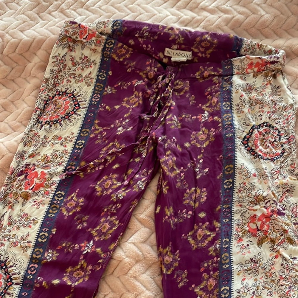 Billabong low cut beach flare pants